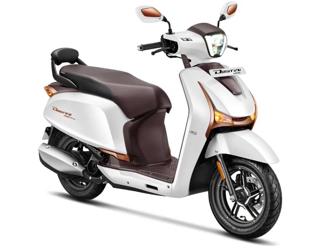ஹீரோ டெஸ்டினி 125 ஆன் ரோடு