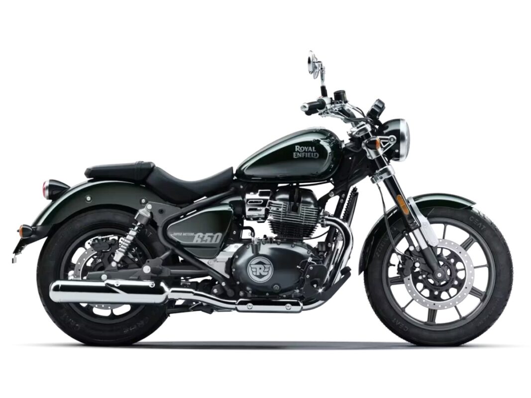 2025 Royal Enfield super meteor 650 astral green