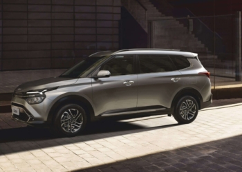 விரைவில்., கியாவின் கேரன்ஸ், கேரன்ஸ் இவி விற்பனைக்கு வெளியாகிறதா.?