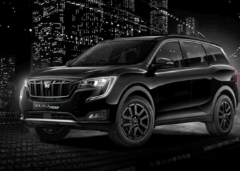 Mahindra XUV700 Ebony Edition