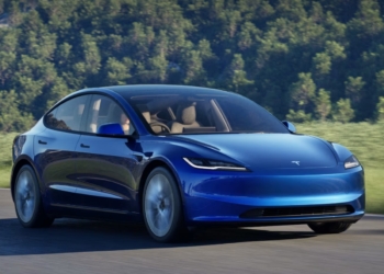 டெஸ்லா மாடல் 3