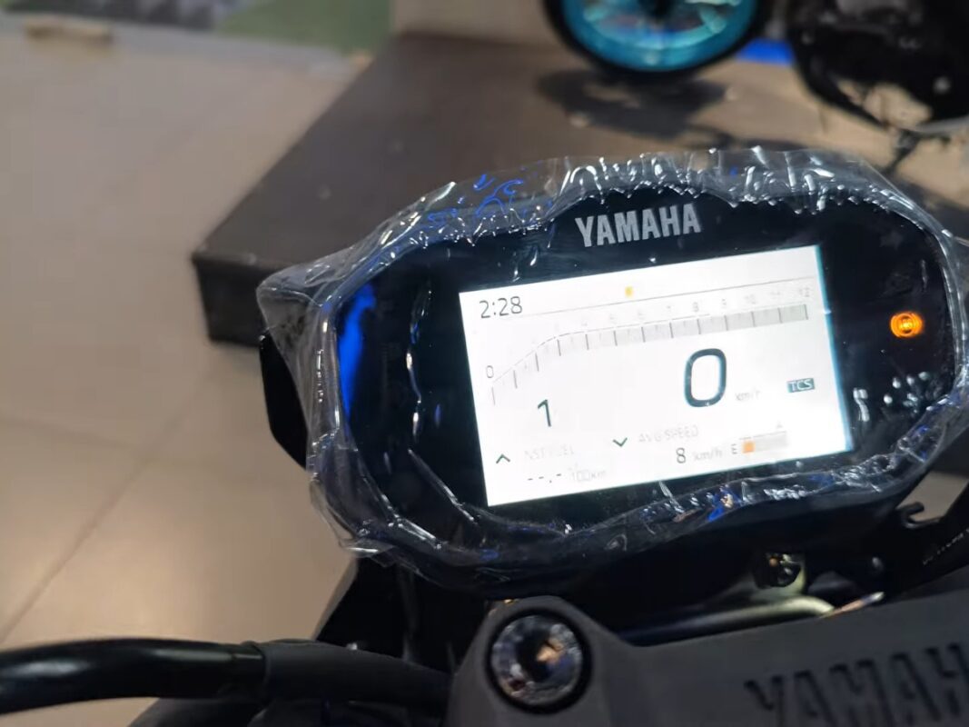 2025 yamaha fz s fi hybrid cluster