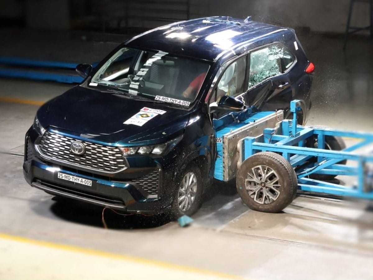 toyota innova hycross bncap
