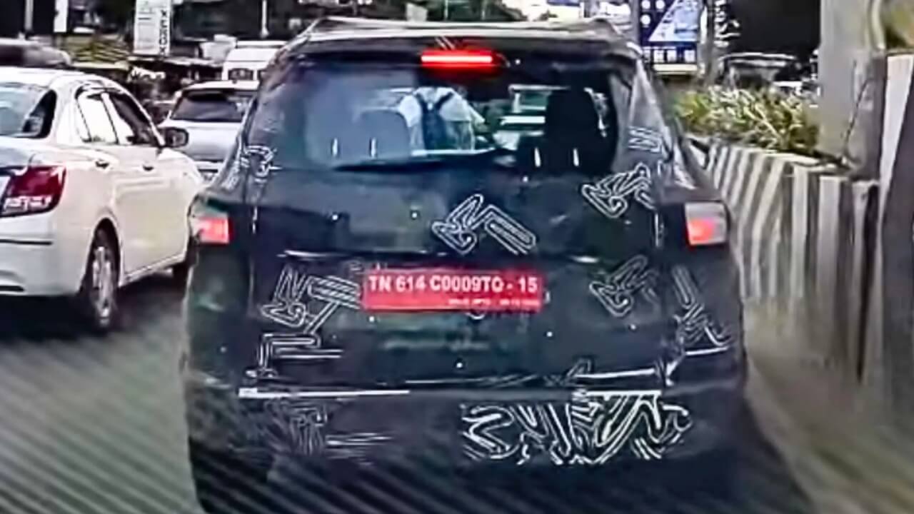 renault triber 2025 facelift spied