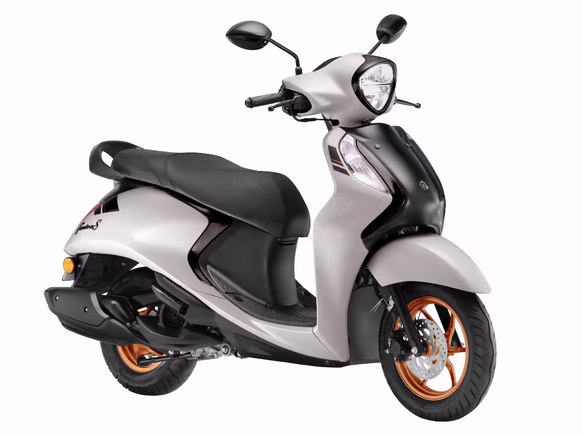 2025 Yamaha Fascino s 125 hybrid