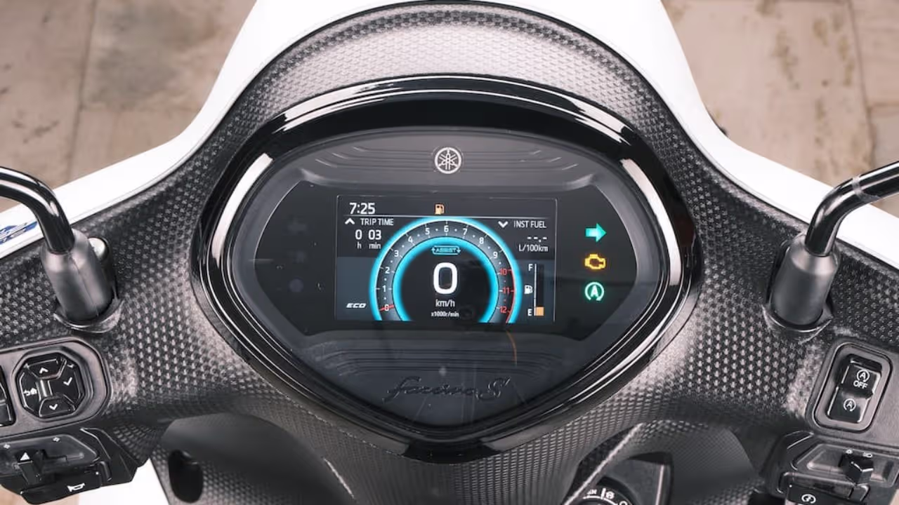 2025 Yamaha Fascino s 125 tft cluster