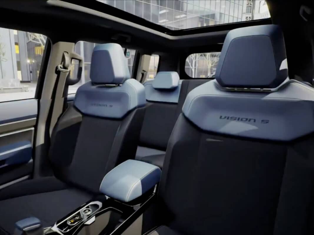 mahindra vision s seating