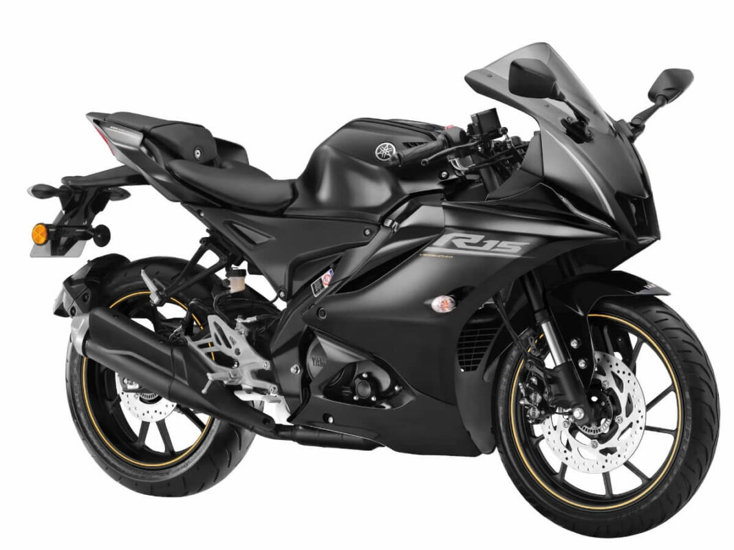 2025 yamaha r15 v4 metalic black