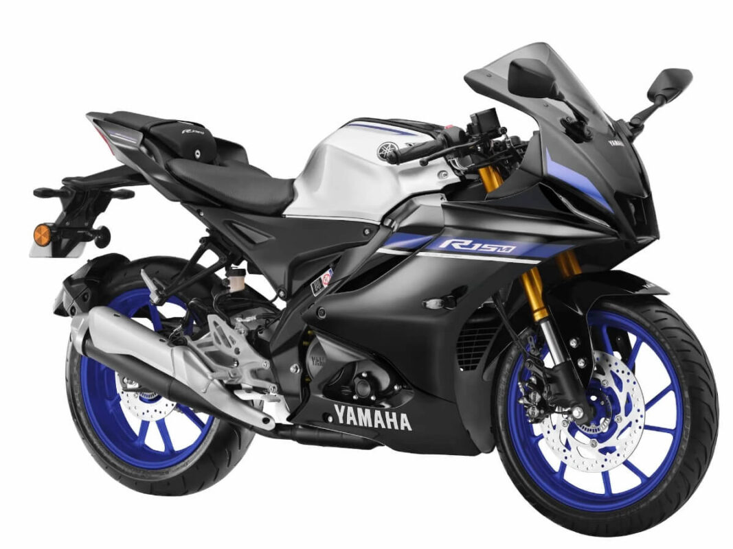 2025 yamaha r15m metalic grey
