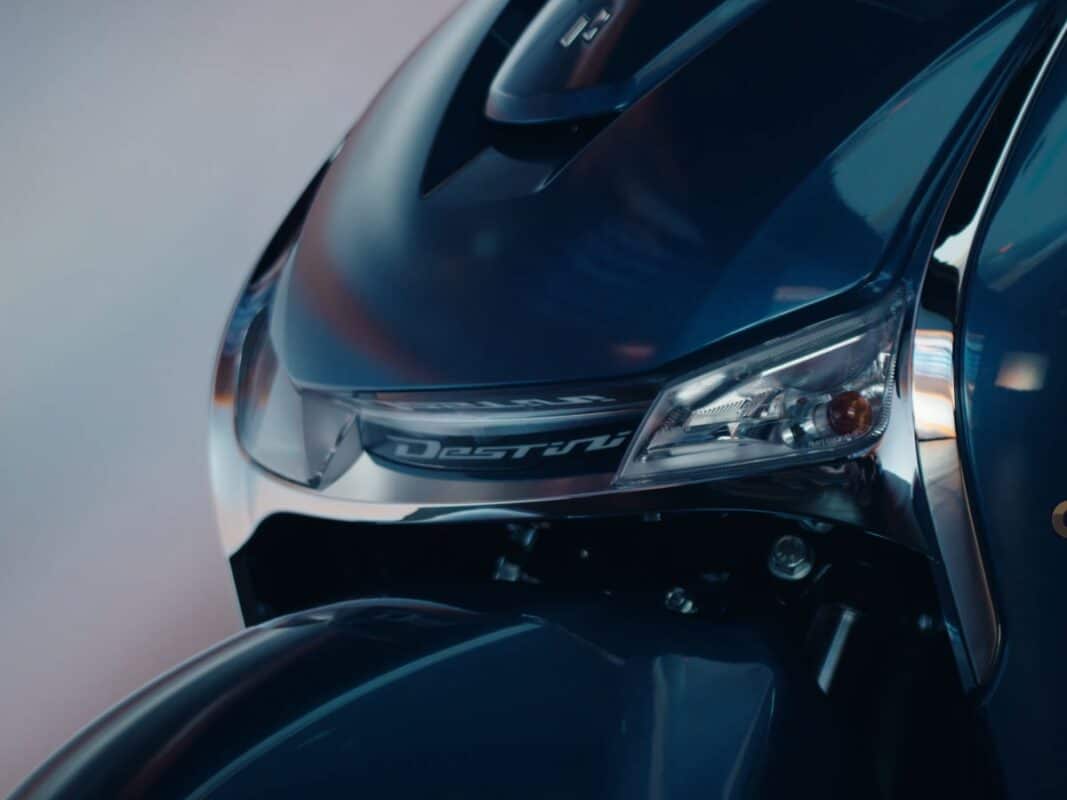 hero destini 110 chrome front