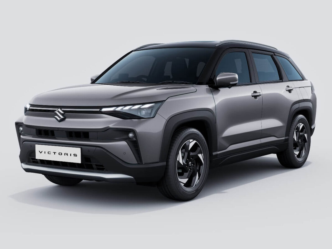 maruti suzuki victoris splendid silver dual tone