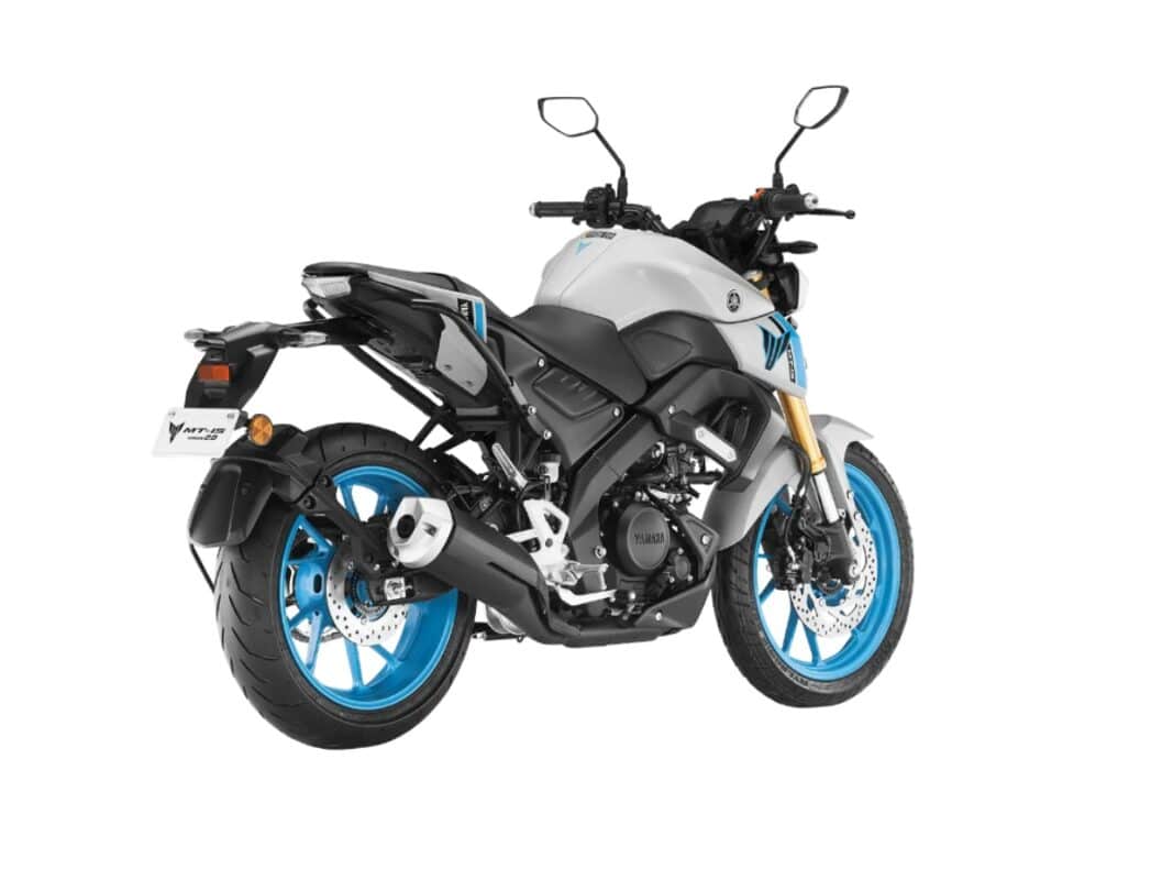 yamaha mt 15 v2 rear view