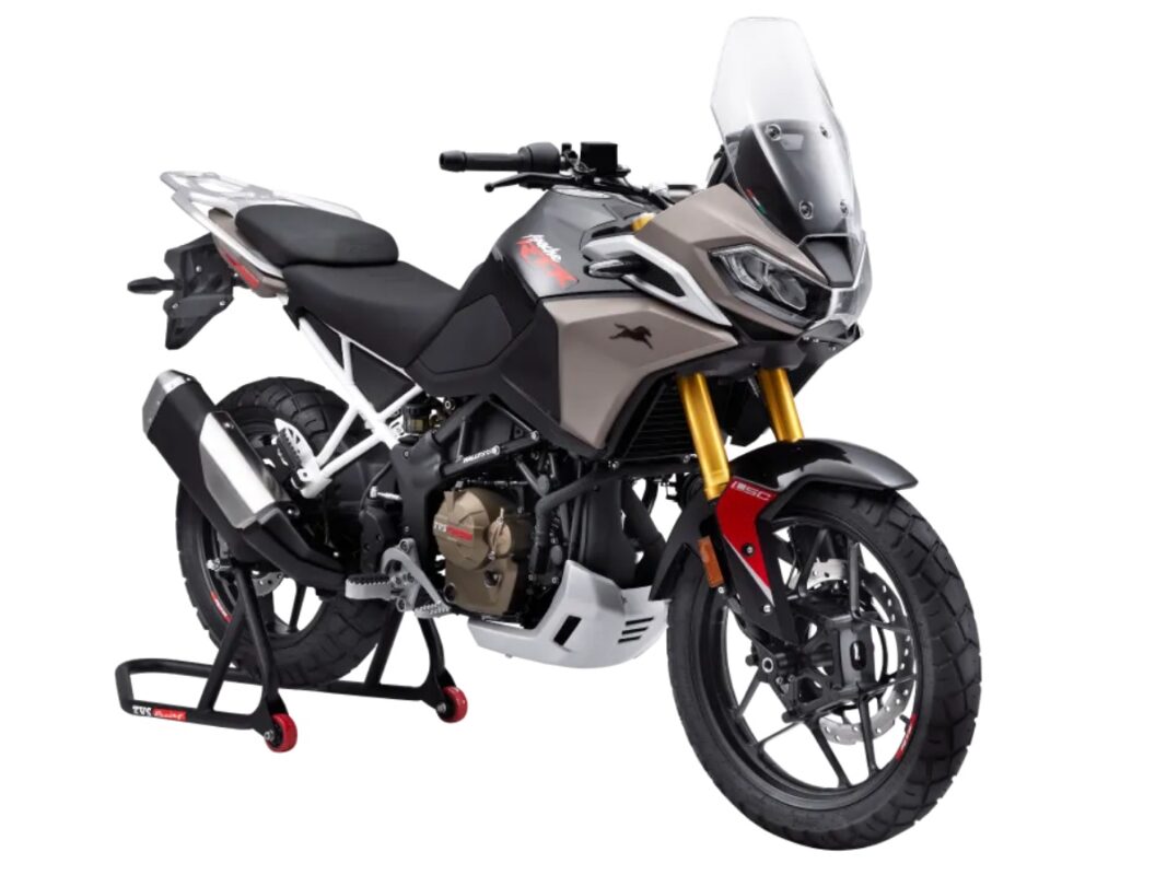tvs apache rtx black