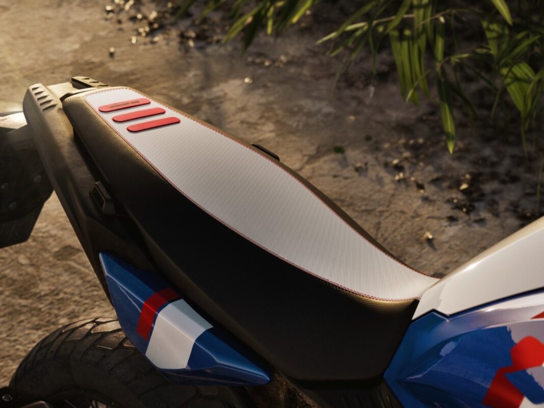 BMW F 450 GS bike seat