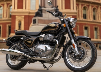 Royal Enfield bullet 650 black