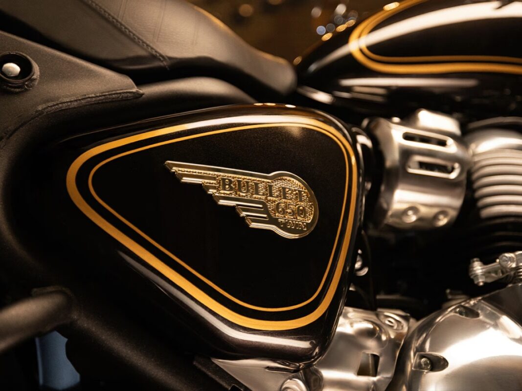 Royal Enfield bullet 650 twin logo