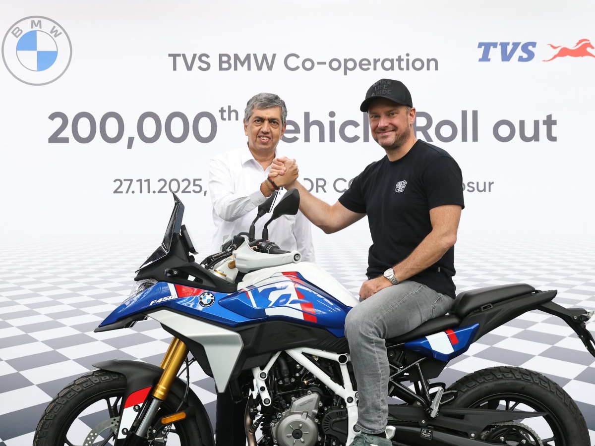 bmw f 450 gs production begins