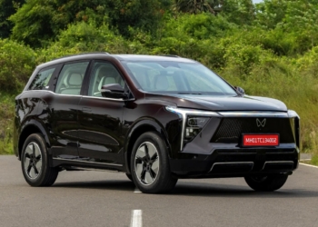 7 இருக்கை மஹிந்திரா XEV 9S காரில் எந்த வேரியண்ட்டை வாங்குவது சிறந்தது.!