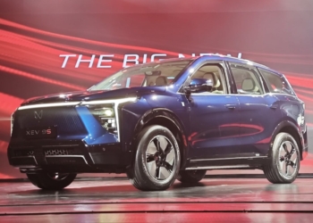 ரூ.19.95 லட்சம் ஆரம்ப விலையில் XEV 9s எலக்ட்ரிக் எஸ்யூவி வெளியிட்ட மஹிந்திரா