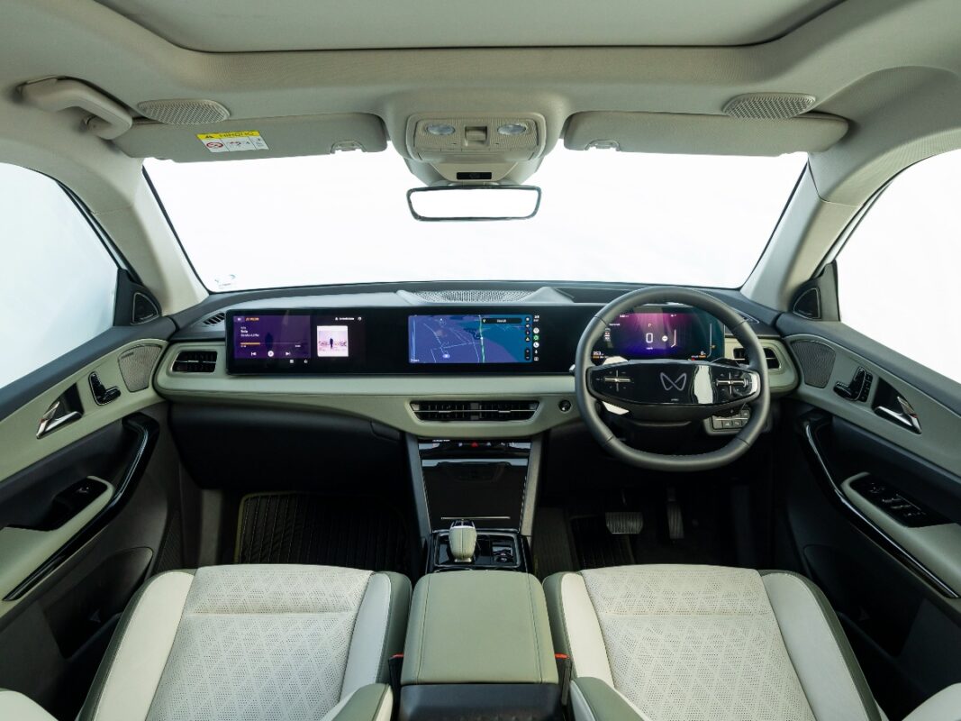 new mahindra xev 9s suv interior