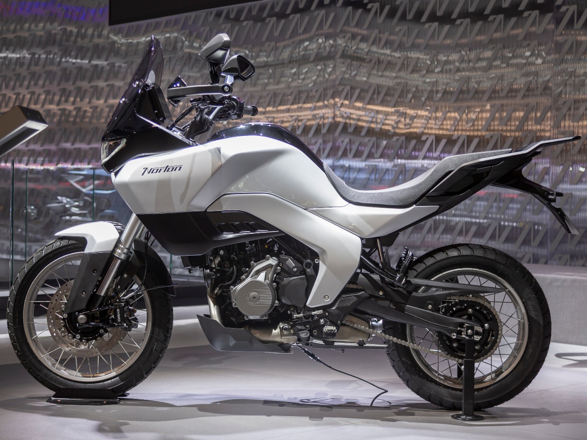 norton atlas sideview