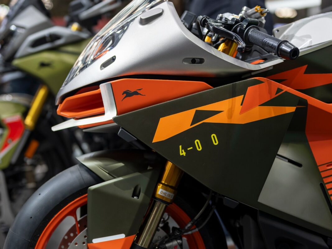 tvs rr tangent concept side